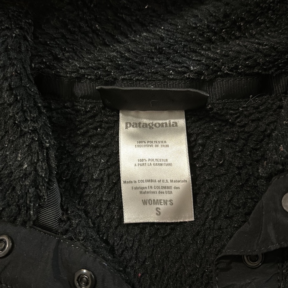 Patagonia black jacket. Women’s small - Picture 2 of 3